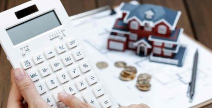 doing calculations to price your home for sale