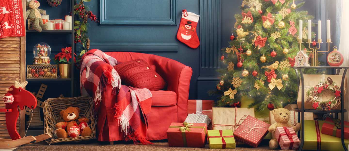buy Christmas trees and decorations in Sharjah