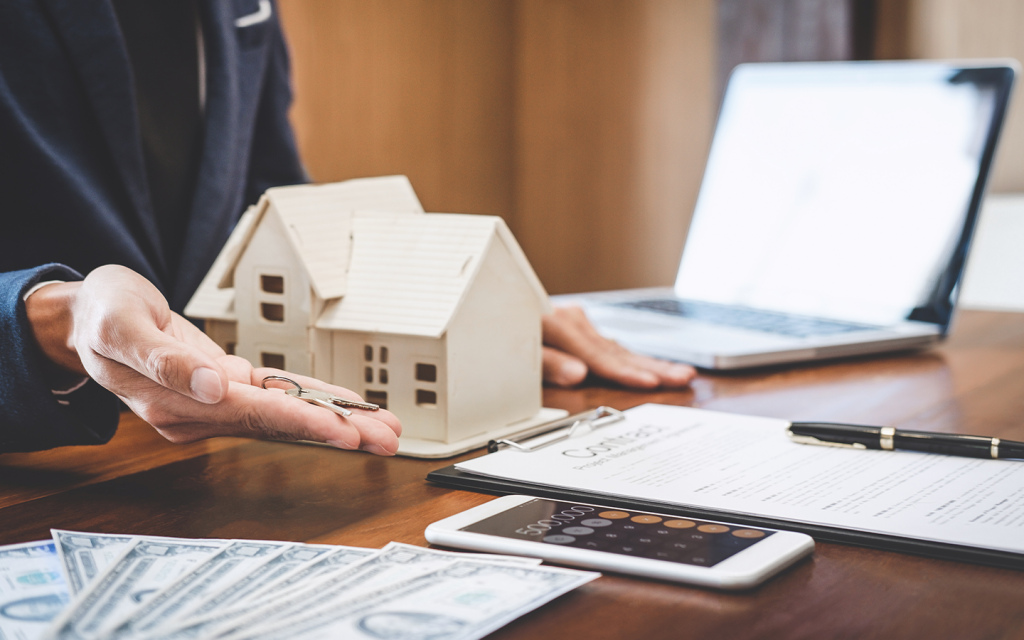 expert advice is one of the top benefits of using a mortgage broker in Dubai 