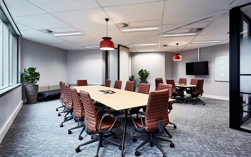 Professional office renovation companies in Sharjah
