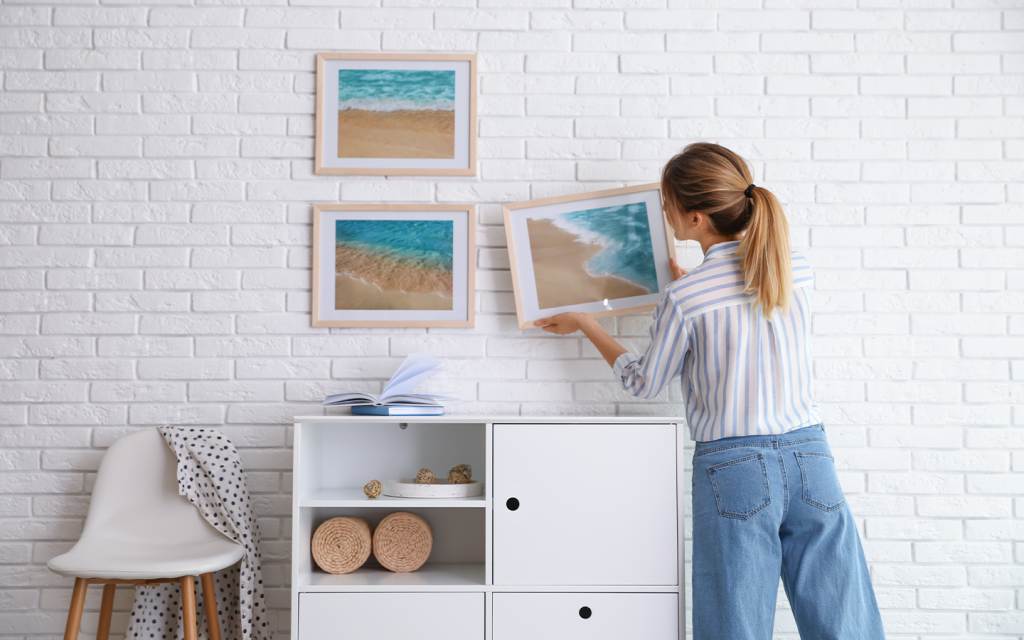 pros of hiring an interior designer include good space management 