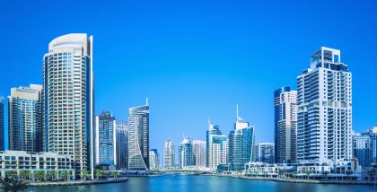 أبراج على الواجهة البحرية في دبي