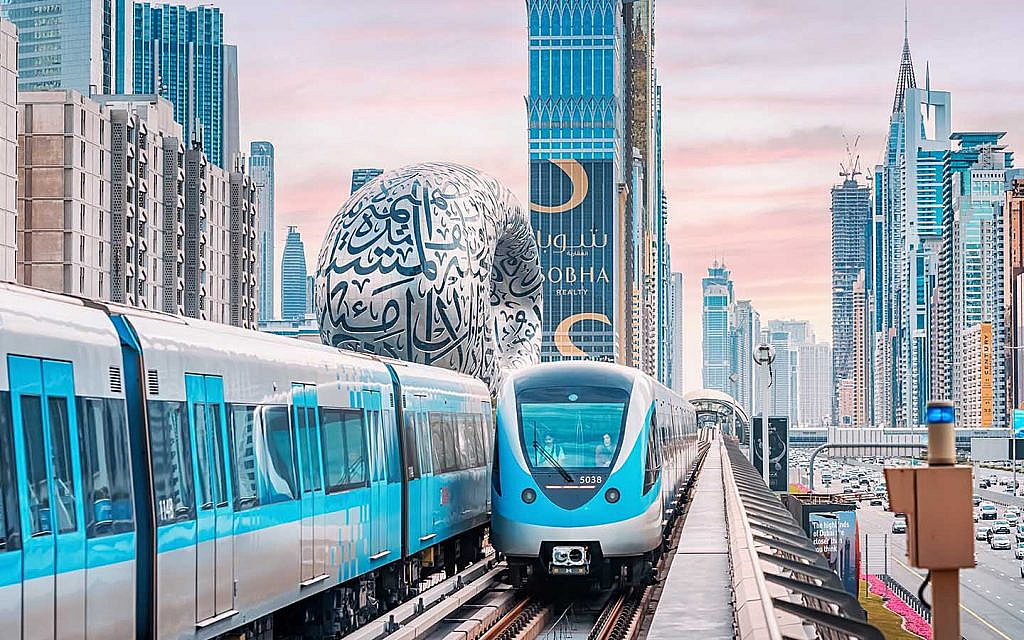 قطارات مترو دبي