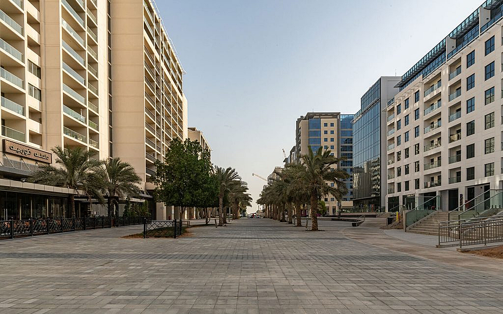 Al Raha Beach residential development in Abu Dhabi