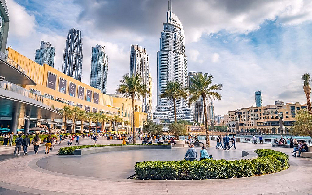 top freehold areas to buy properties in the uae