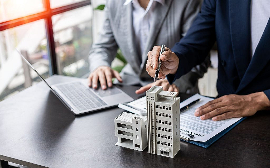 Price fluctuation is among the noteworthy off-plan property buying risks in dubai