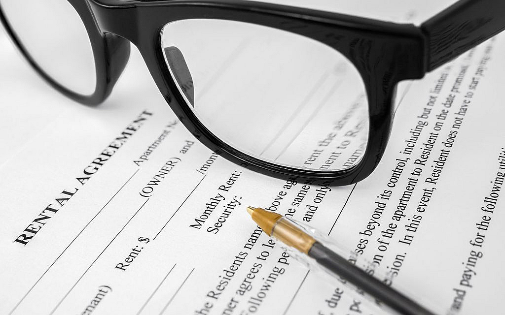 you must prepare a Landlord's Checklist for Moving In a New Tenant