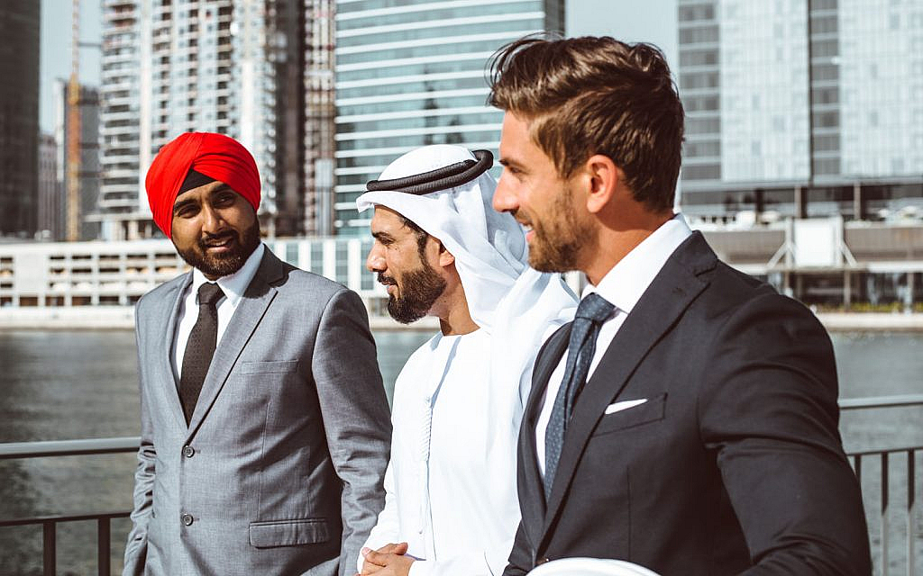 وكلاء عقارييون في دبي