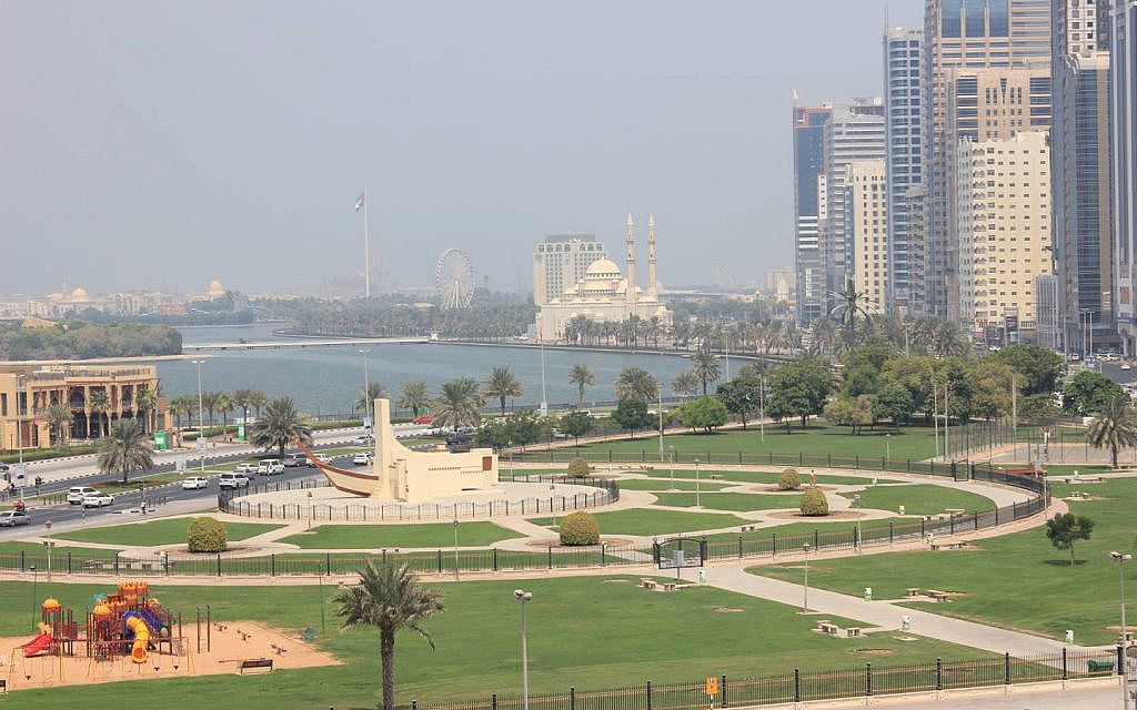 Consideratoins and Benefits of choosing rental properties close to parks in Sharjah