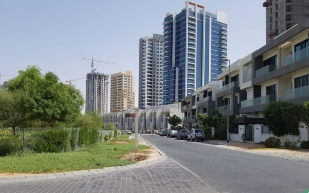 مباني في قرية جميرا الدائرية في دبي