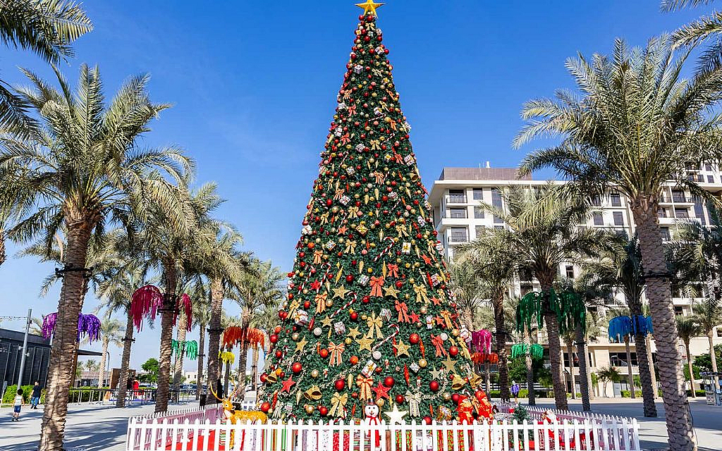 Christmas tree in Town Square Dubai area