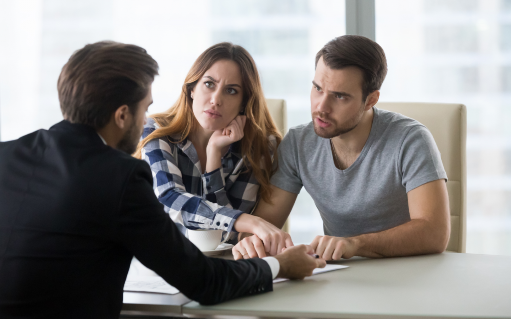Landlord and tenant discussing rental deposit return
