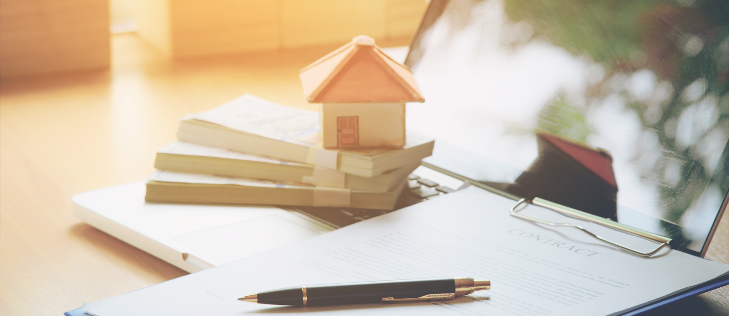 Contracts and Documentation for selling a Property in Sharjah