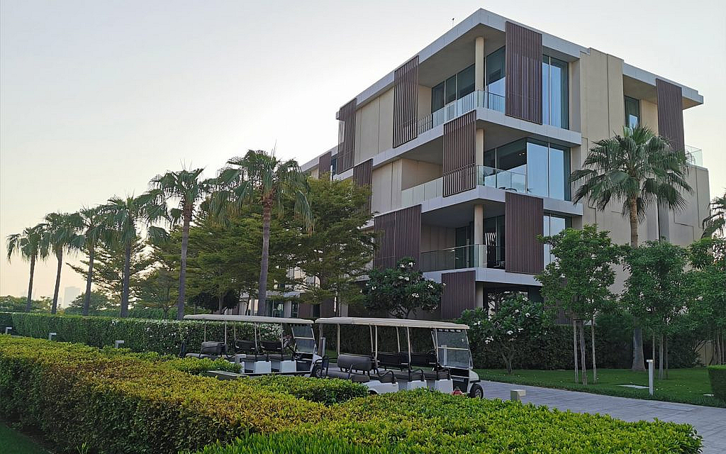 benefits of Property investment in Ajman for foreigners
