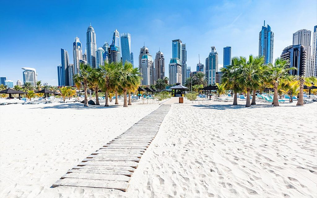 Jumeirah is one of the Top Areas to buy flats near Bur Dubai
