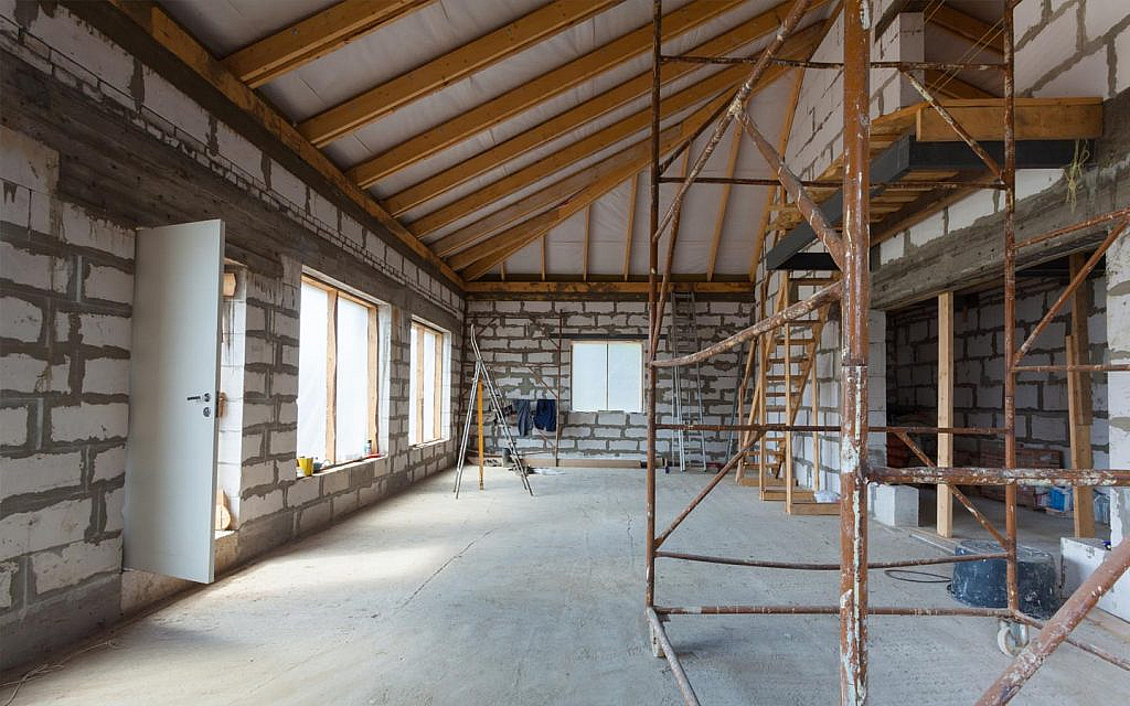 Housing Replacement grant Dubai and housing construction grant are different