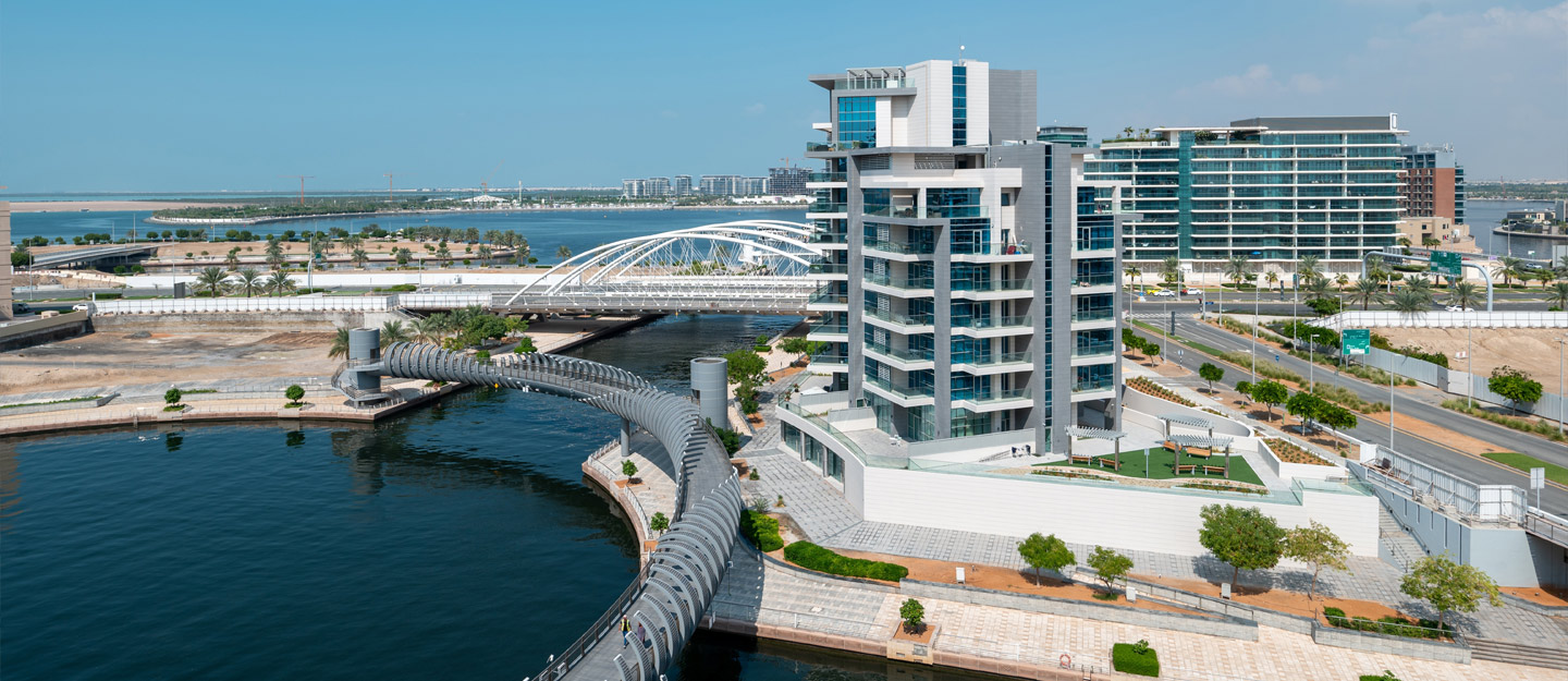 rent flats in Al Raha Beach