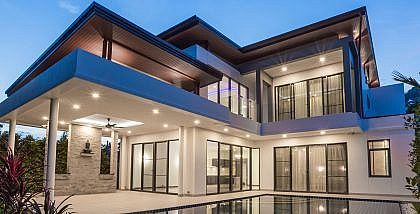 منزل مع مسبح خاص