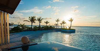 منزل يطل على الواجهة المائية