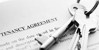 Can my landlord refuse to extend my lease in Dubai?