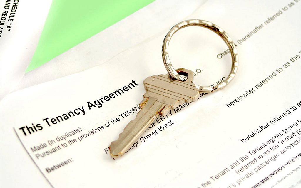 مفتاح فوق عقد اللإيجار