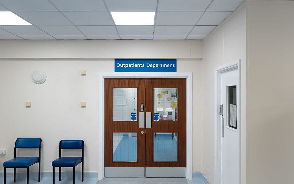 Link your TAMM account with DOH using UAE PASS.