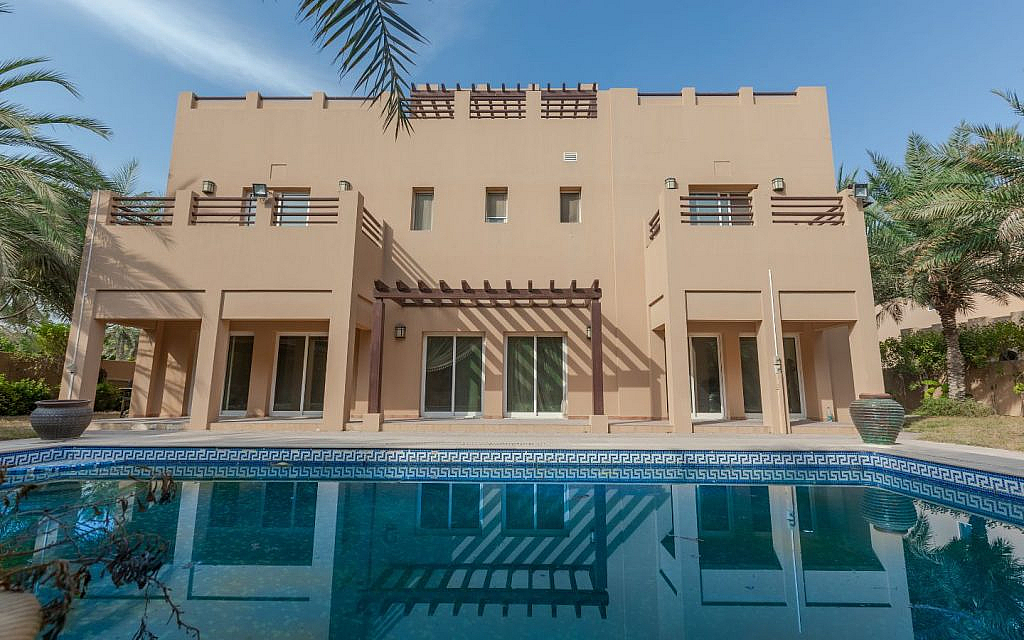 The Spanish-style villas in Mirador La Coleccion offer luxury and convenience