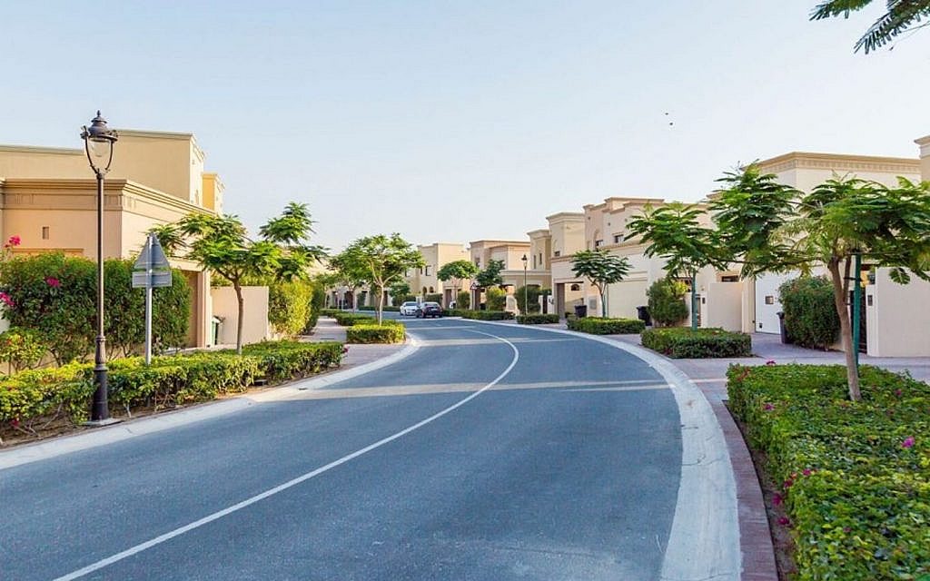 Mirador villas offer several communal amenities. 
