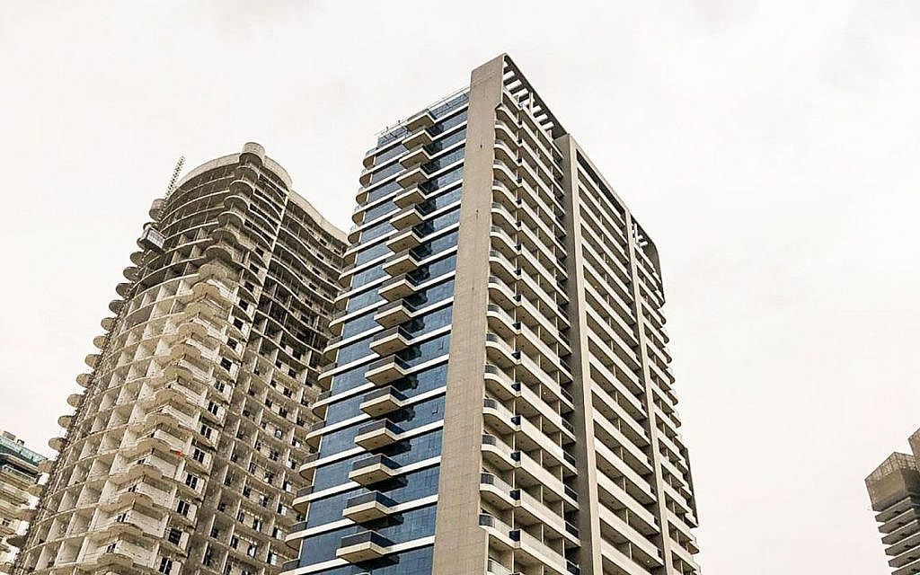 Popular Buildings with Best ROI for Apartments in Dubai Sports City include elite sports residence