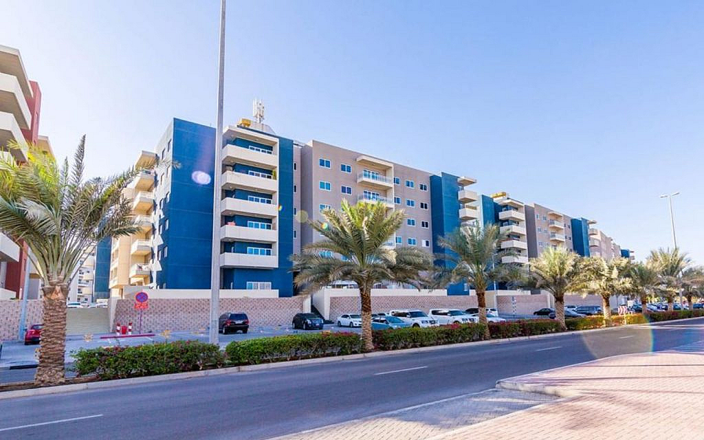 مجمعات لشقق سكنية