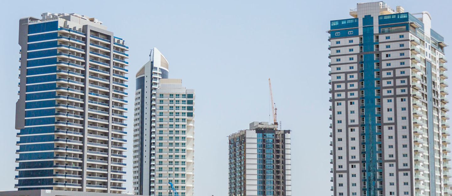 أبراج سكنية في الإمارات