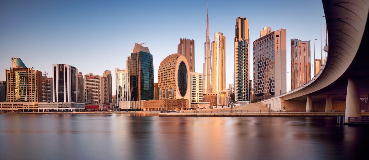 Abu Dhabi vs Dubai