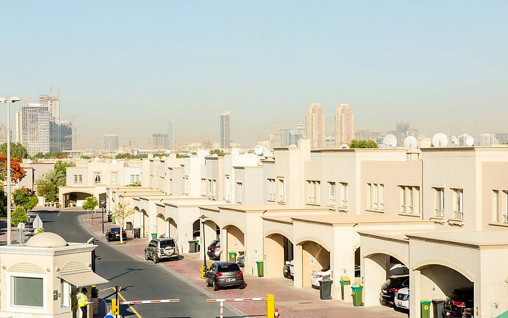 عقارات وسيارات في منطقة الينابيع