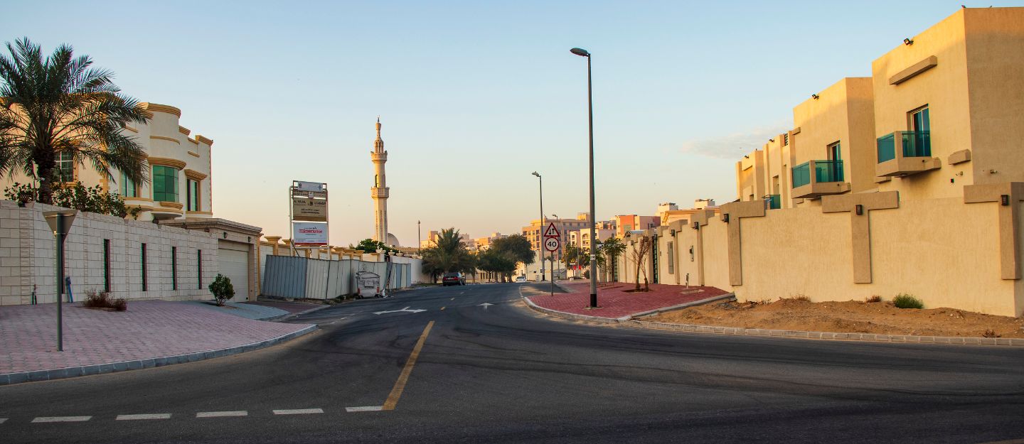 there are several pros in living in Al warqaa
