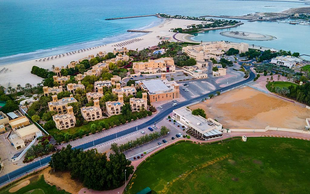 Villas in RAK offer serene beachfront views and modern amenities