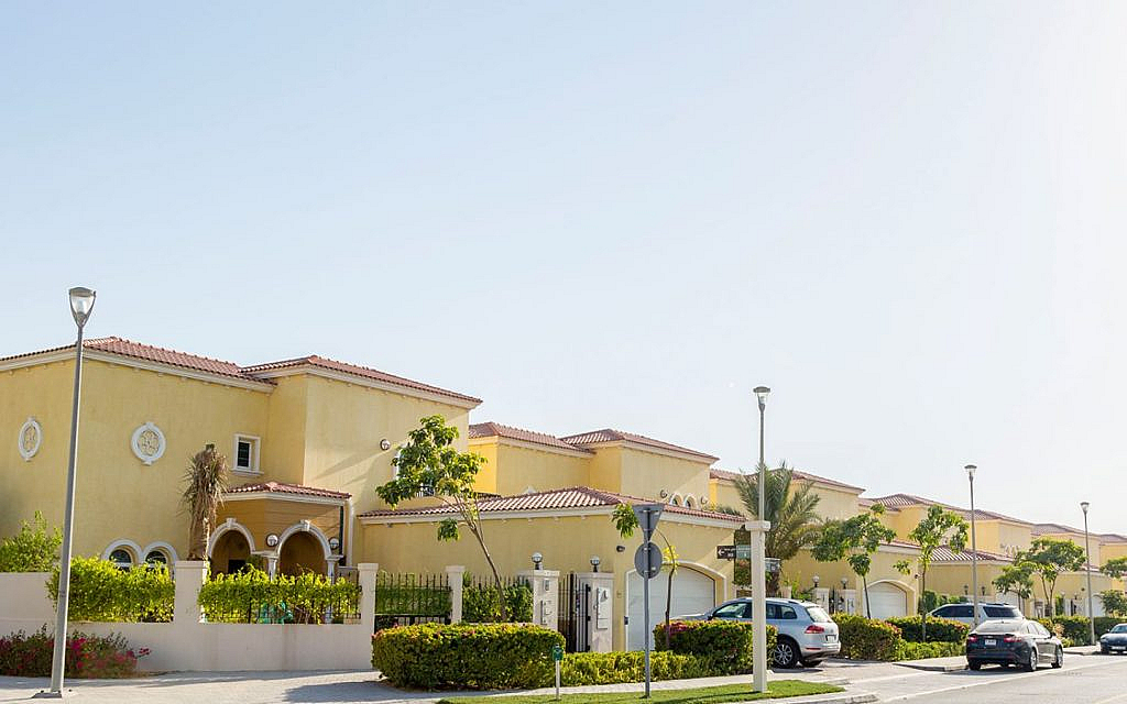 The difference between renting an apartment vs villa depends on cost