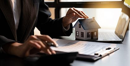 الاستثمار العقاري في ام القيوين