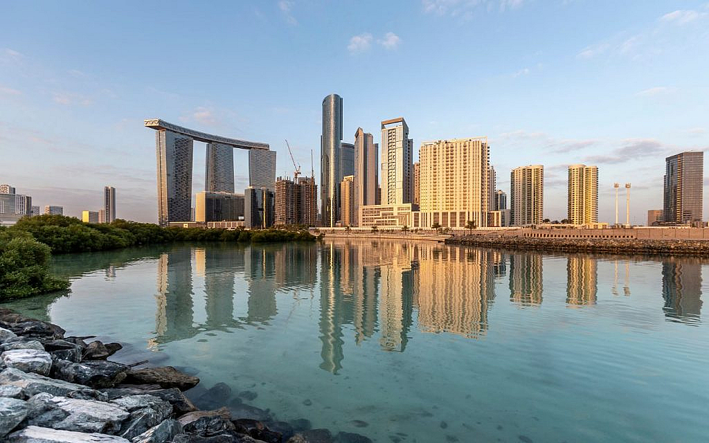 list of Communities in Abu Dhabi by Interests and Location
