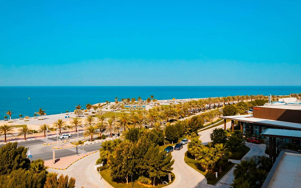 individuals can Modify Lease Contract in Ras Al Khaimah via the municipality website