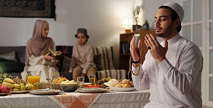 Create a peaceful prayer space at home with simple and calming decor