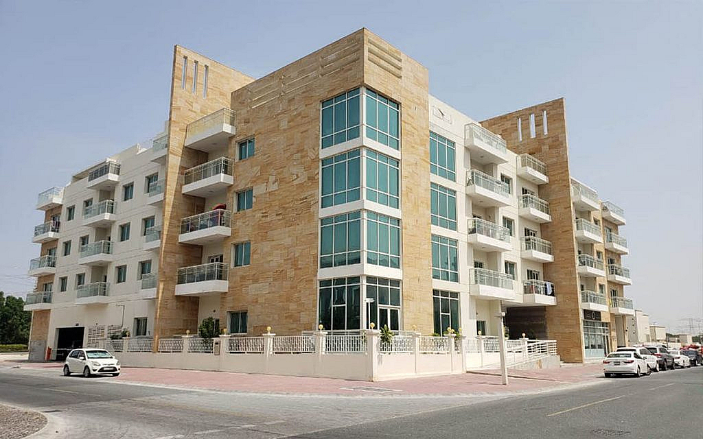 List of communities to rent a flat in JVC such as district 15