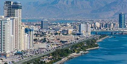 إحدى المناطق السكنية بإطلالة بحرية في رأس الخيمة