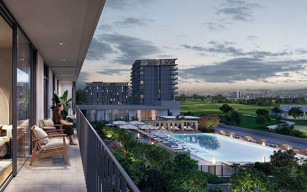 مشروع جولف ايكرز