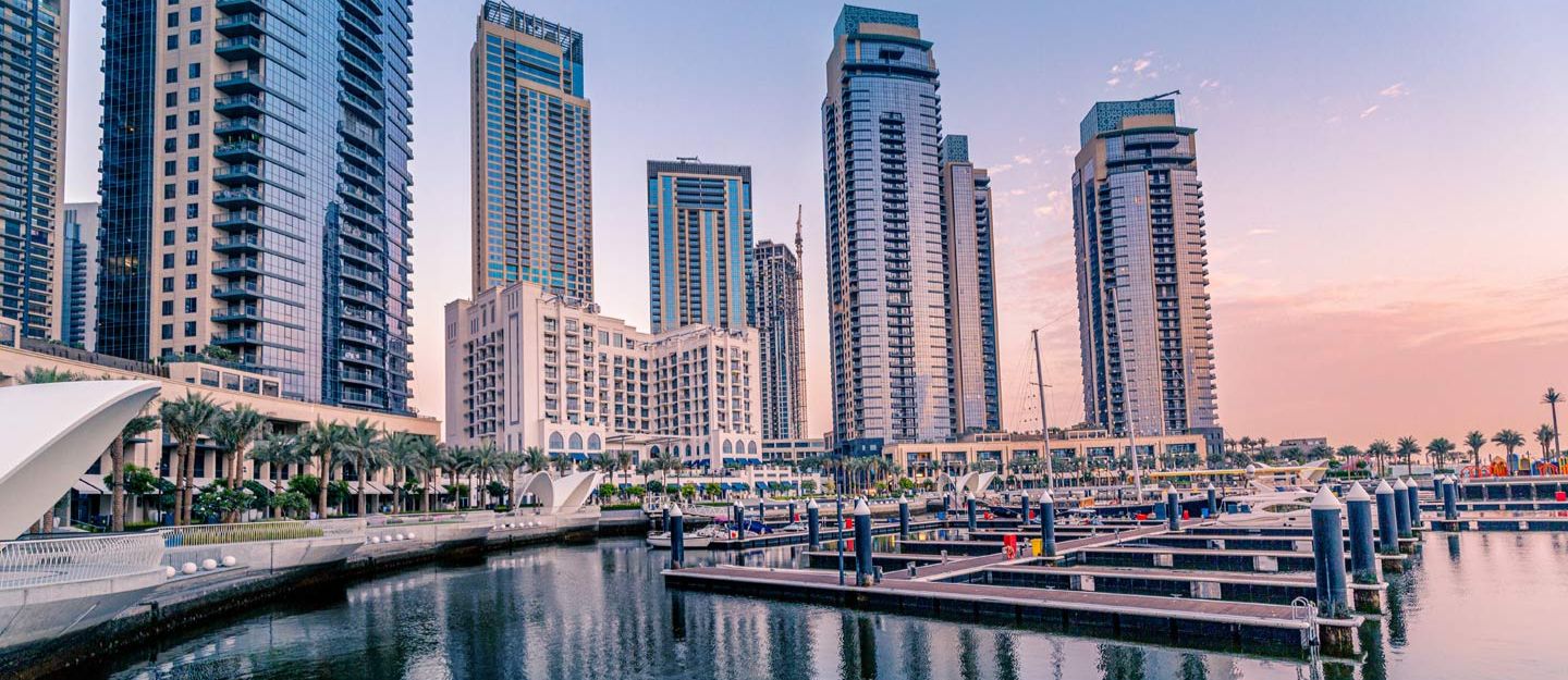 areas for renting beachfront apartments in Dubai