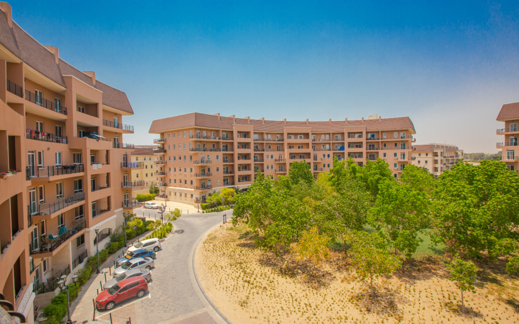 مباني سكنية في موتور سيتي