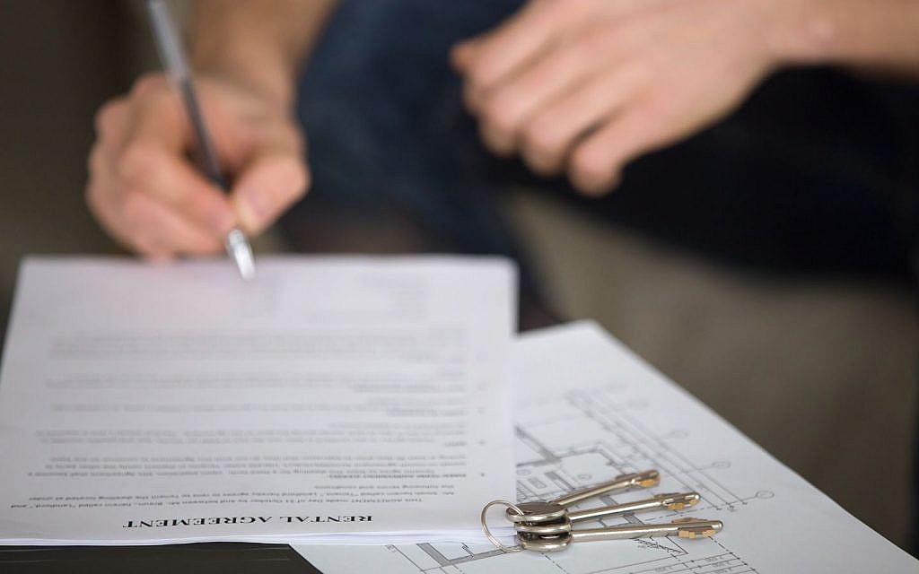 Applicants may file requests at Real Estate Services Centres or via the DLD website.