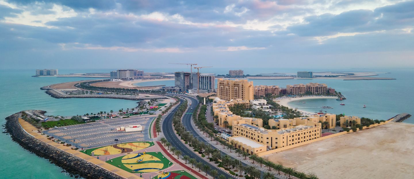 ابراج وعقارات
