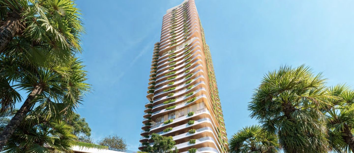 The Mural by Beyond – Exterior view of the luxury seafront residential tower in Dubai Maritime City.