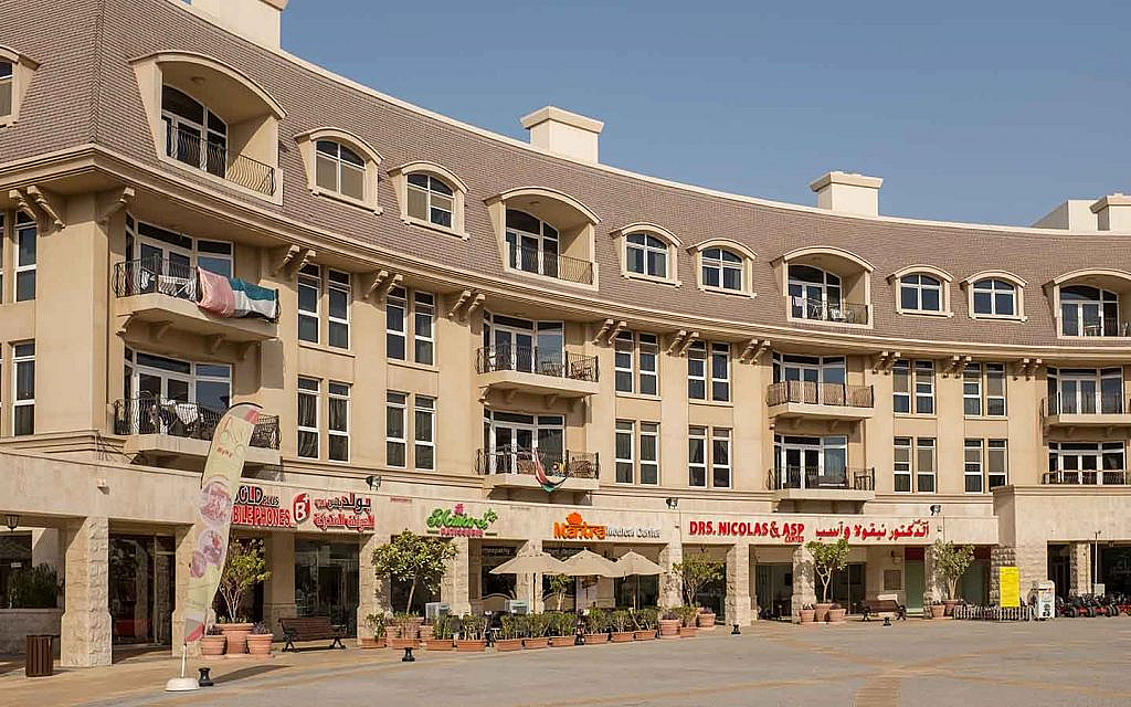 Top Communities to rent flats in mirdif such as Mirdif hills