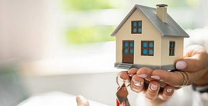 مجسم منزل ومفتاح